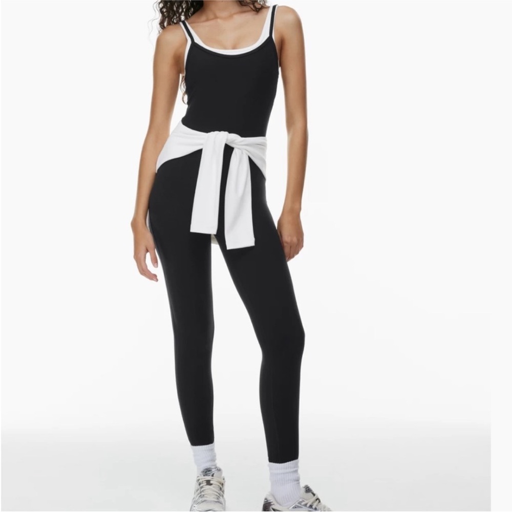 Aritzia | TnAction Black Bodysuit